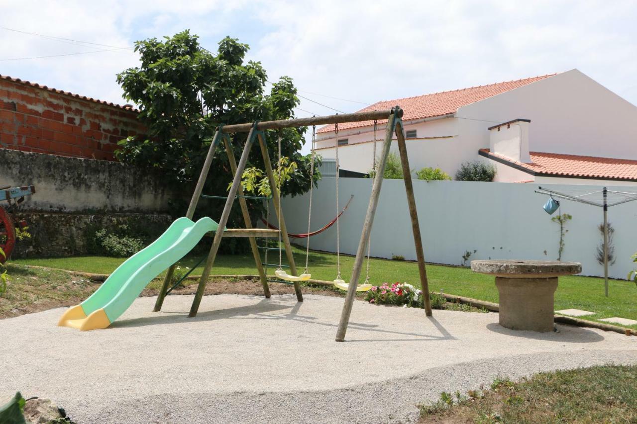 Casinha Verde Nadadouro Ngoại thất bức ảnh