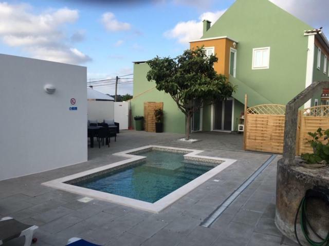 Casinha Verde Nadadouro Ngoại thất bức ảnh